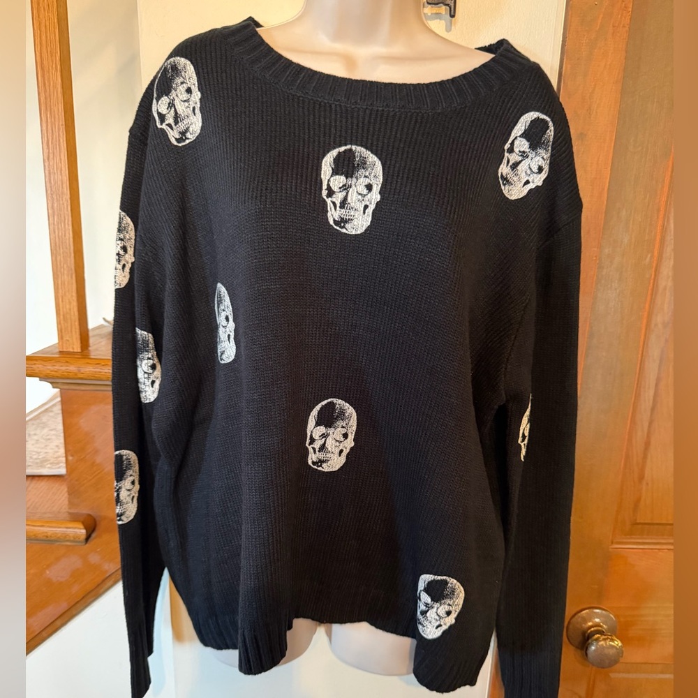 Pink Lily Black Sweater with Skull Design. Size L. NWOT